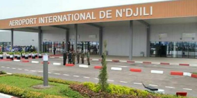 La reprise des vols en RDC : l’attestation médicale  du test Covid-19 négatif obligée à tout voyageur.