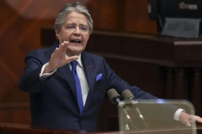 Amérique du sud/Equateur: le président  Guillermo Lasso dissout le parlement