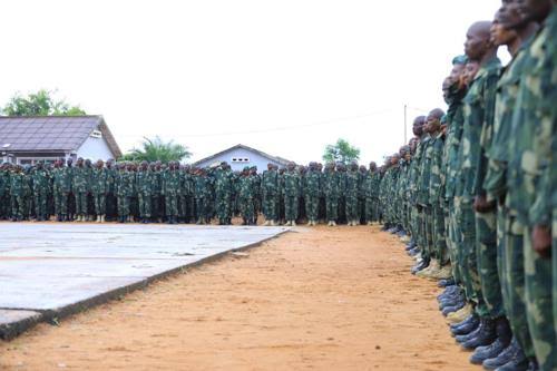 RDC-Défenses : 800 jeunes recrutés au sein des FADC pour une formation militaire à Kindu