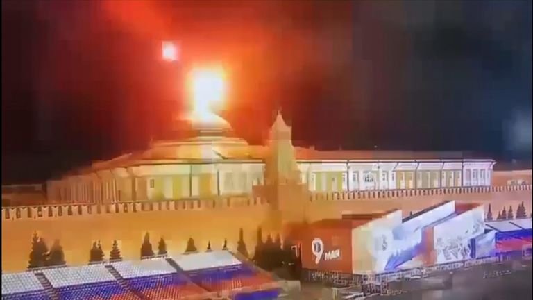 Russie : le Kremlin attaqué  par un drone
