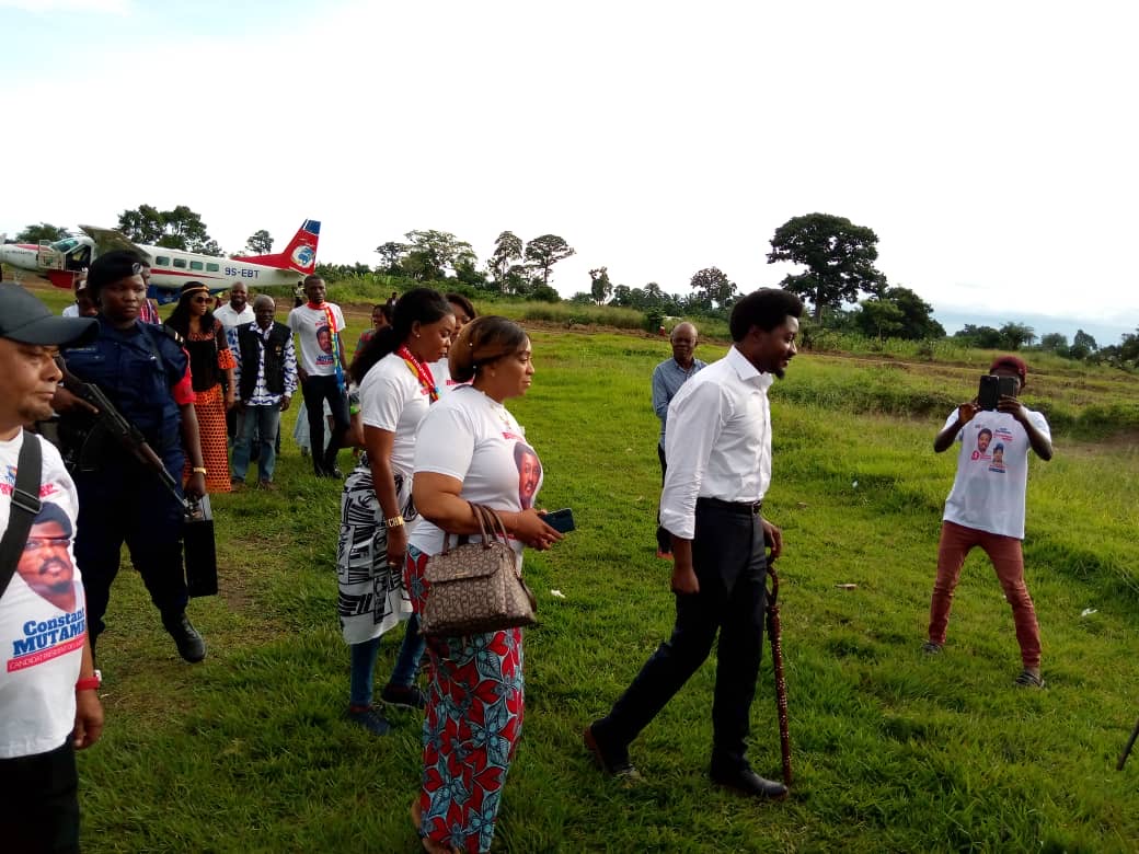 Présidentielle 2023 : le candidat Constant Mutamba, essoufflé, crie faussement sur le blocage de sa campagne