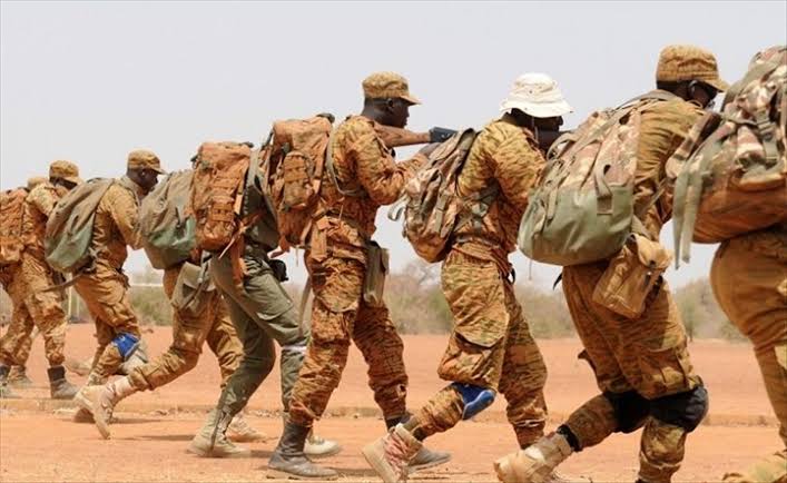 Burkina Faso : Incroyable mais vrai ! 4 Magistrats envoyés au Front pour combattre