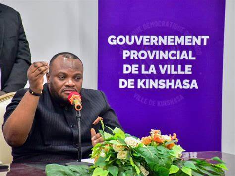 Gouvernorat de Kinshasa : Daniel Bumba donne un Ultimatum sévère aux bourgmestres de Kinshasa