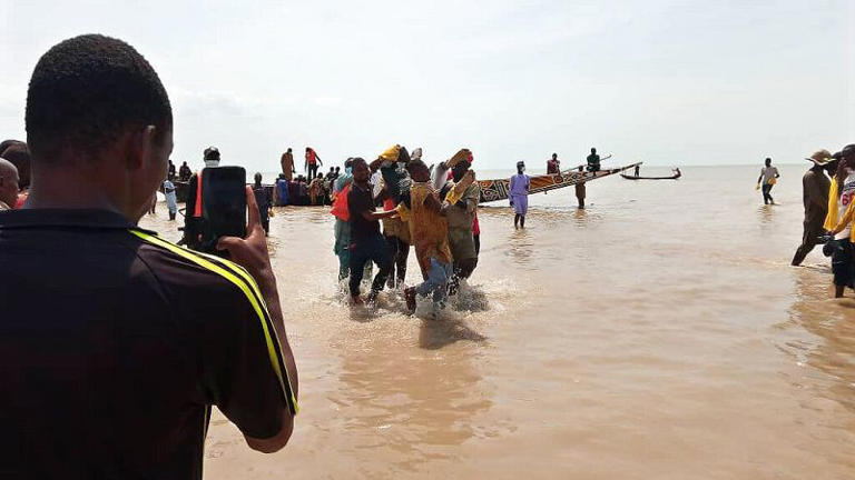 Nigeria : plus de 100 personnes disparues après le naufrage d’un bateau sur le fleuve Niger