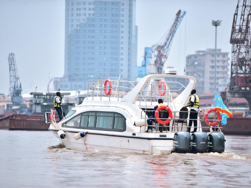 Gouvernorat de KINSHASA :  Daniel Bumba amorce une nouvelle ère de mobilité urbaine par la voie fluviale