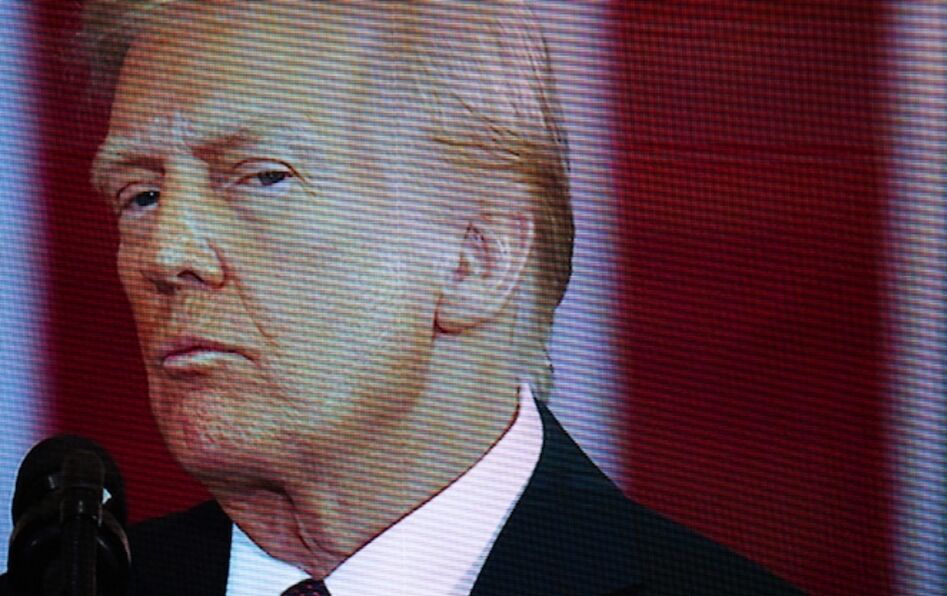 Droits de douane : Trump maintient sa ligne ferme malgré les critiques internes