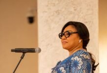 8 mars en RDC : Denise Nyakeru au cœur des femmes congolaises (Lorsque les femmes avancent, c’est la nation qui progresse…)