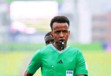 Omar Artan au sifflet de la Supercoupe d’Europe : l’UEFA offre une revanche au meilleur arbitre africain