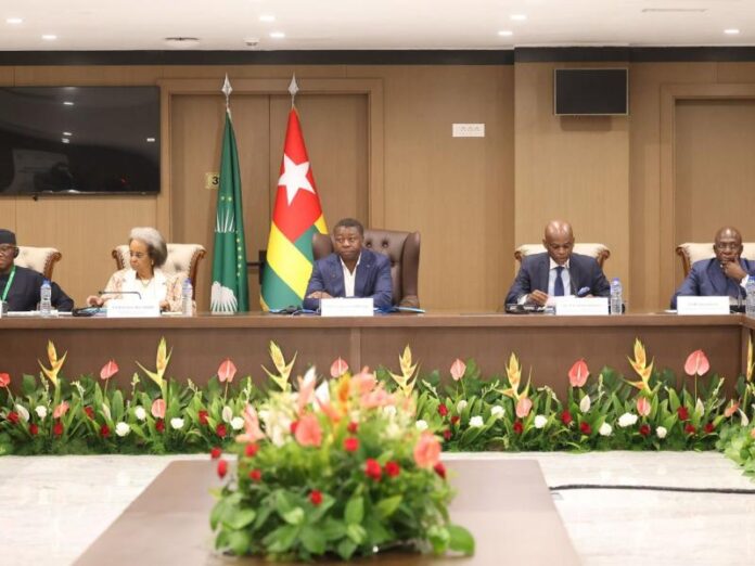 la Réunion de haut niveau sur la cohérence et la consolidation du processus de paix dans l'Est de la République démocratique du Congo
