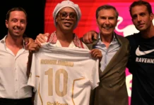 Nouvelles couleurs, même sourire : À 46 ans, le « magicien » Ronaldinho renaît à Ravenna